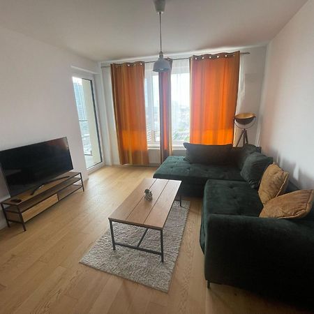 New Downtown Apartment Couple Minute From The Old Town Bratislava Exteriör bild