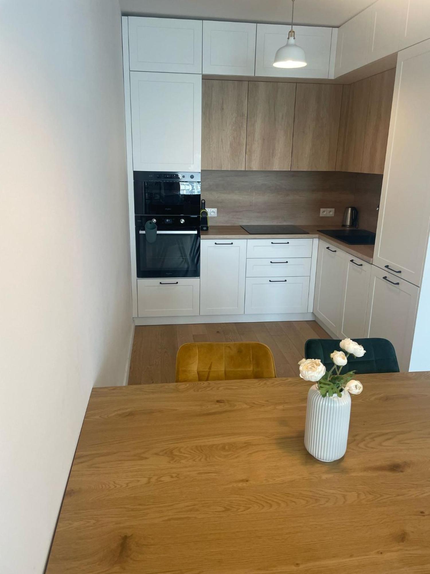 New Downtown Apartment Couple Minute From The Old Town Bratislava Exteriör bild